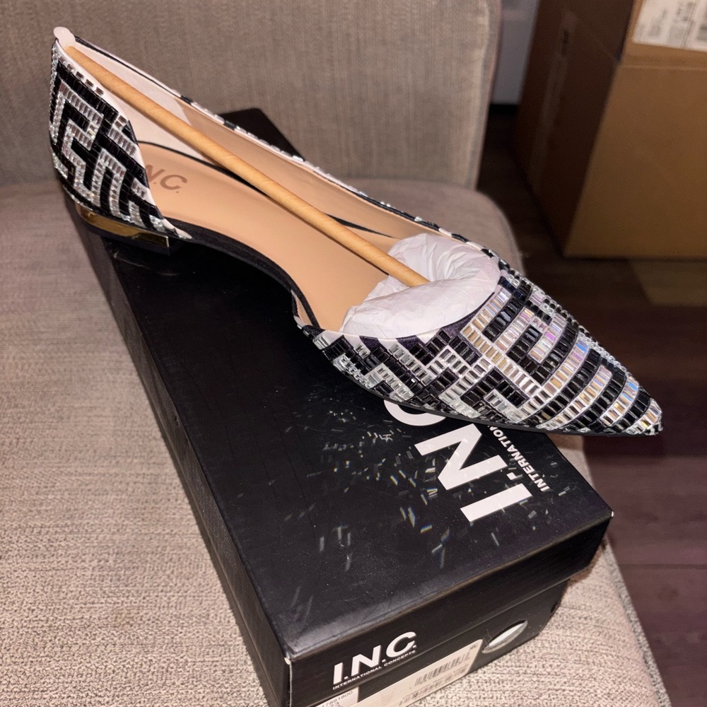 INC International Concepts Women's Monochrome Patterned Flats